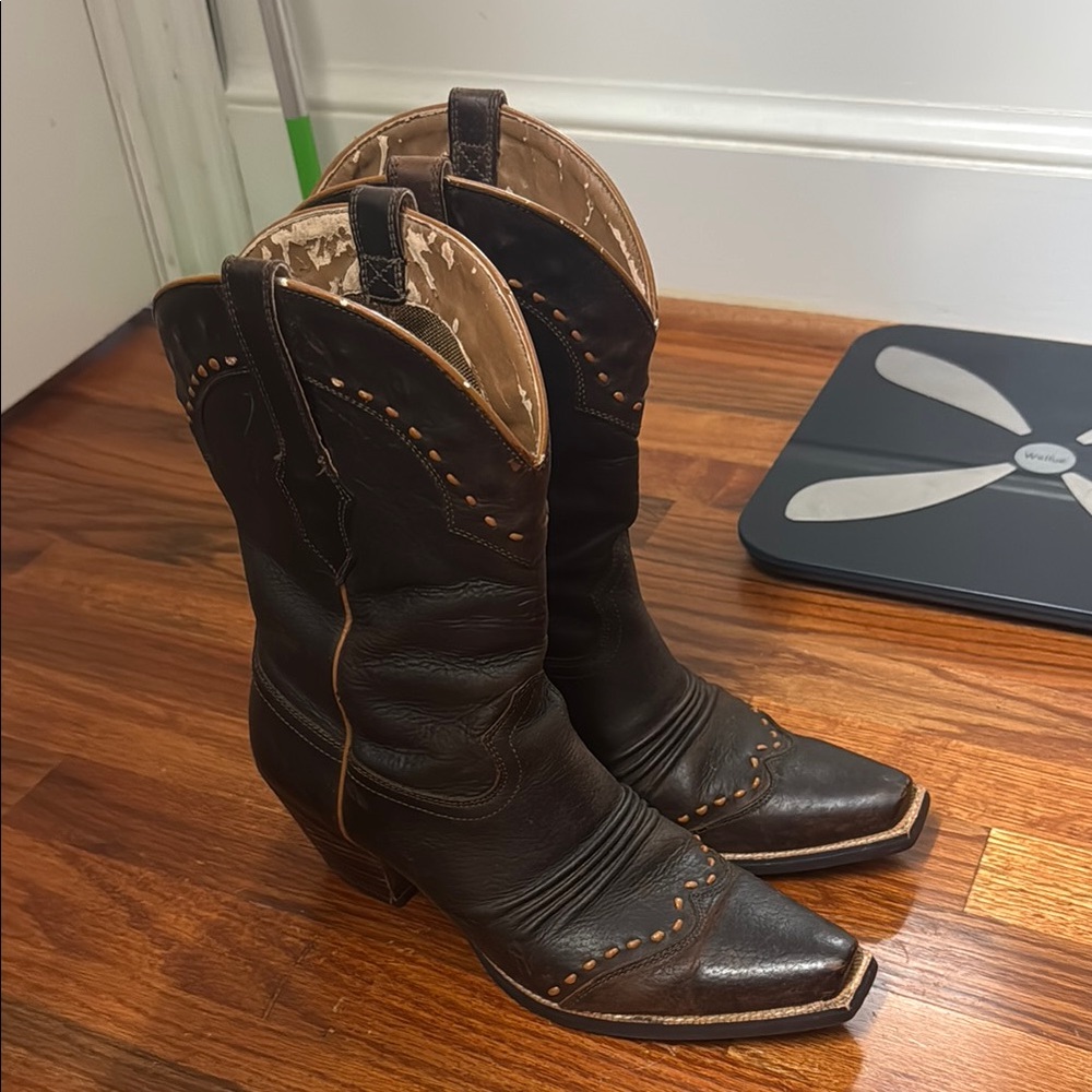 Ariat Black Heeled Boots with Decorative Perforations